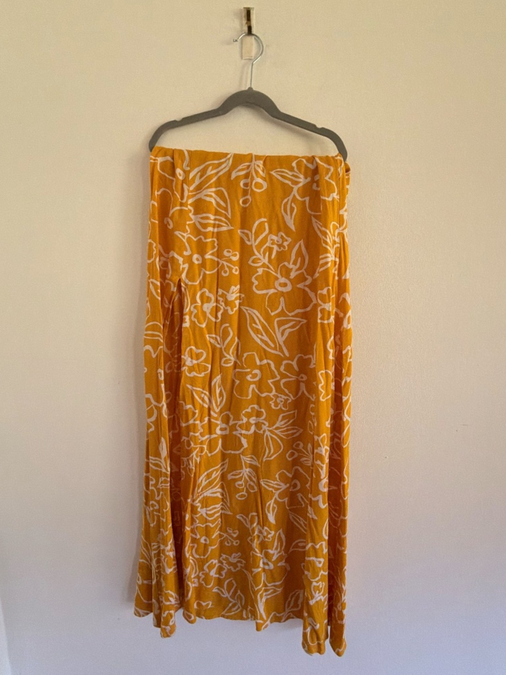 XIX Palms Sydney Yellow Floral  Skirt Small